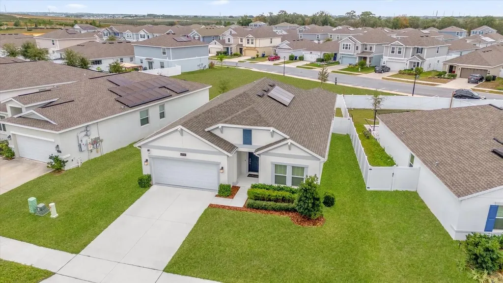 6941 Dilly Lake Avenue Groveland FL 34736