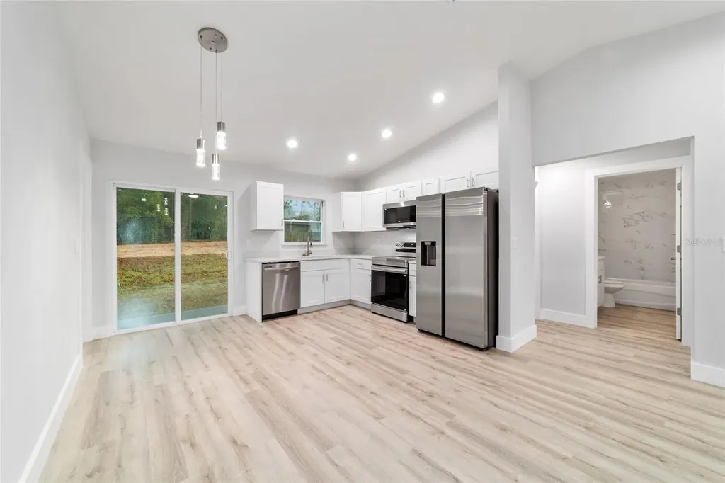 15591 SW 8th Place Ocala FL 34481