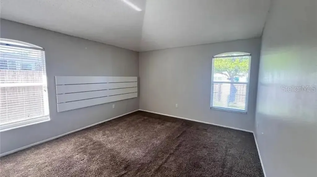 418 Henderson Avenue Seffner FL 33584