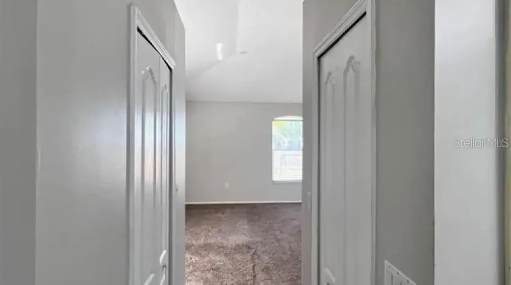 418 Henderson Avenue Seffner FL 33584