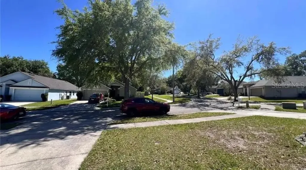 418 Henderson Avenue Seffner FL 33584