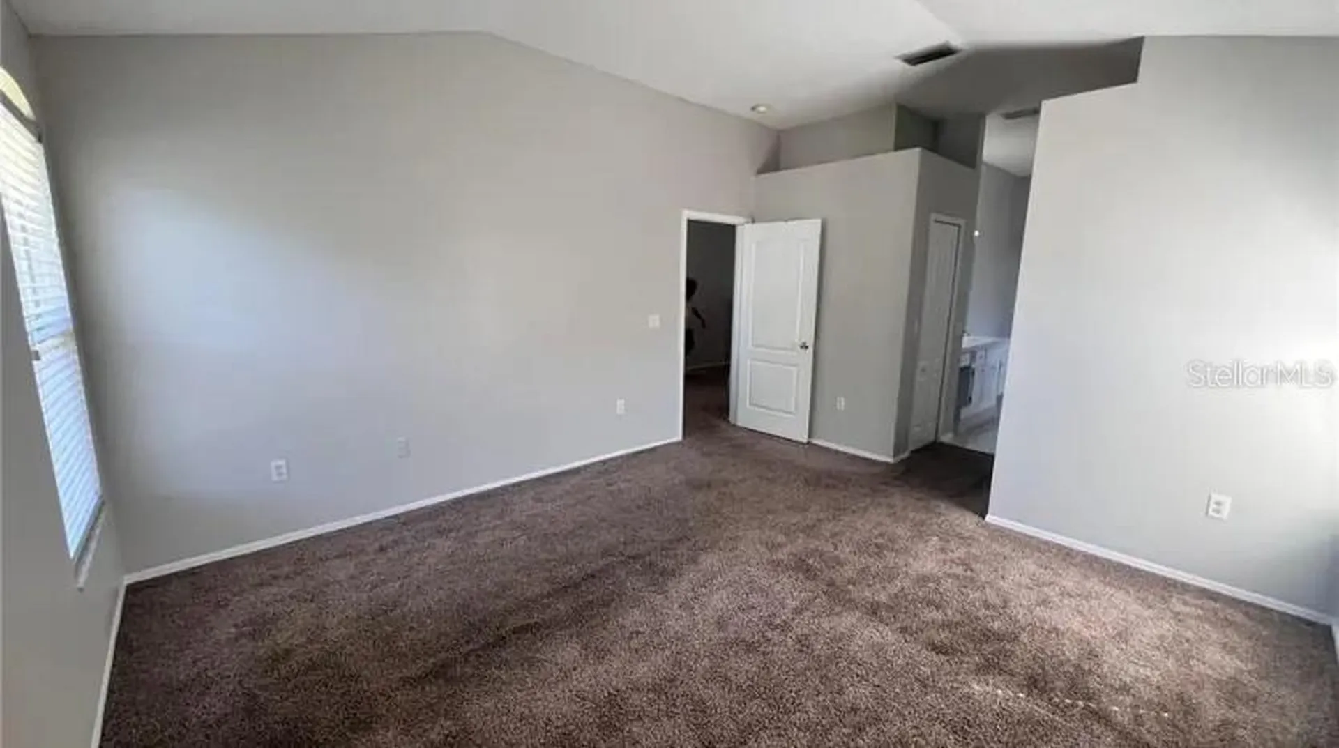 418 Henderson Avenue Seffner FL 33584