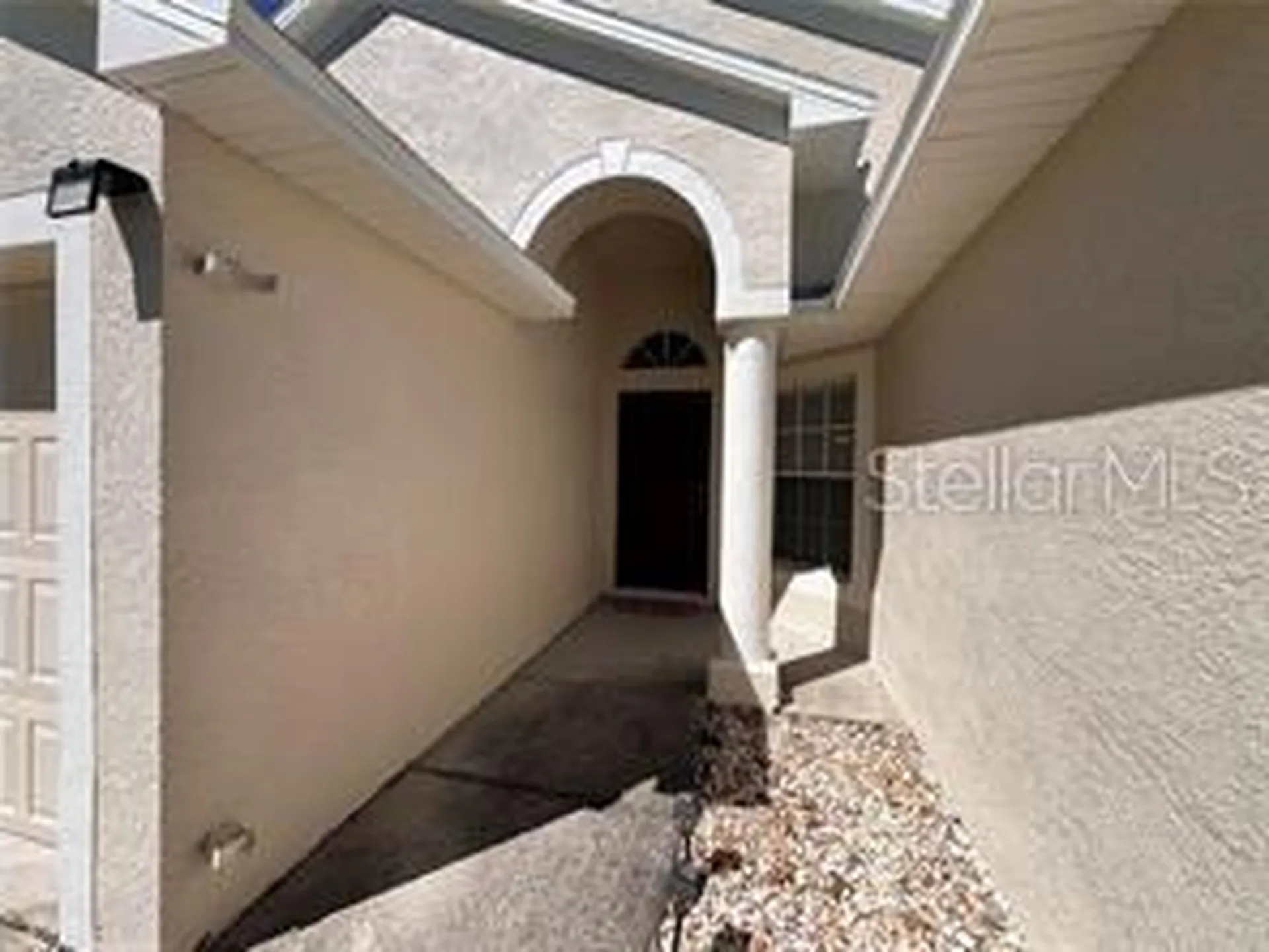 418 Henderson Avenue Seffner FL 33584
