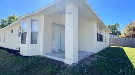 418 Henderson Avenue Seffner FL 33584