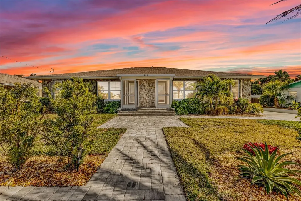 312 Bayshore Road Nokomis FL 34275
