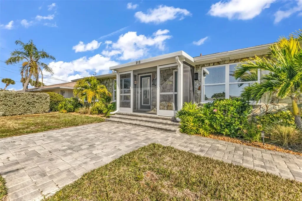 312 Bayshore Road Nokomis FL 34275