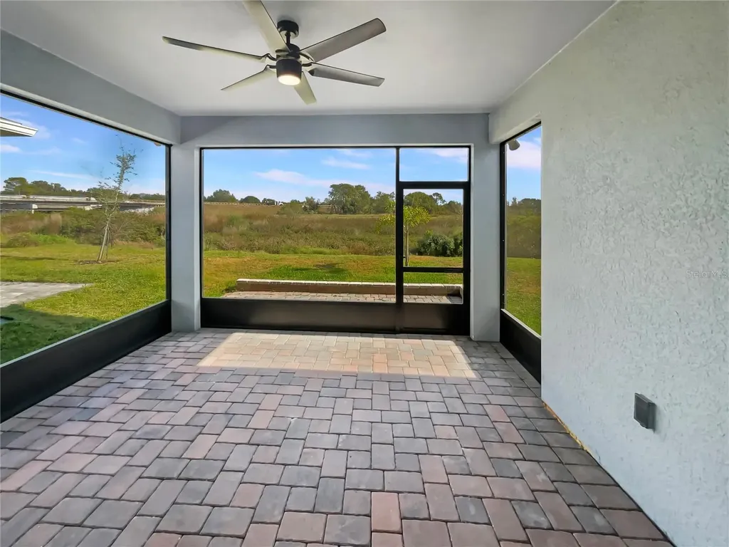 1909 Spring Shower Circle Kissimmee FL 34744