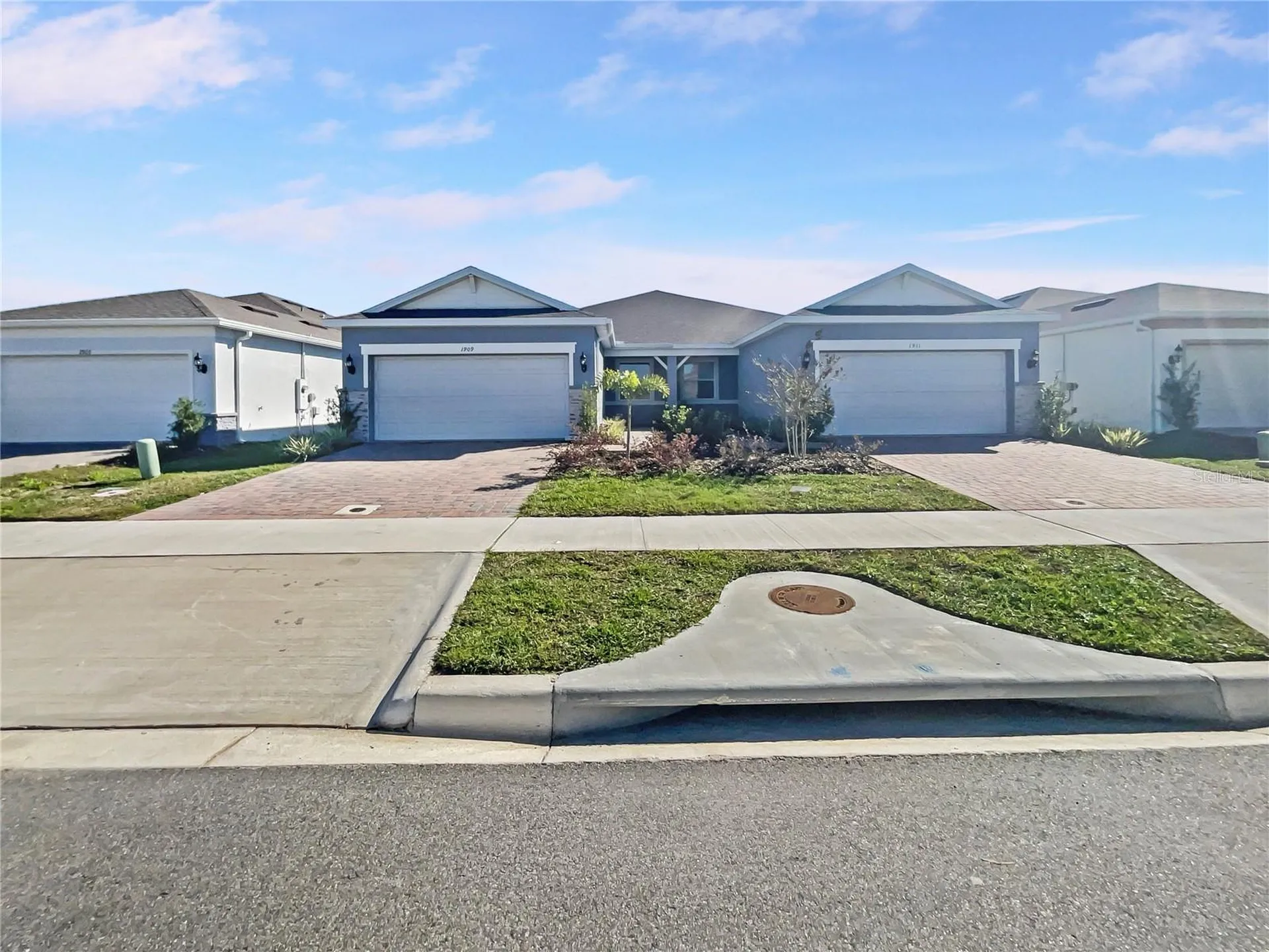 1909 Spring Shower Circle Kissimmee FL 34744