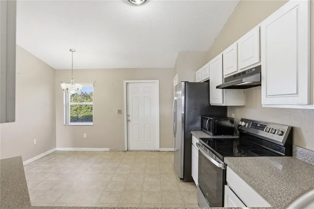 839 Hollywood Street Daytona Beach FL 32117