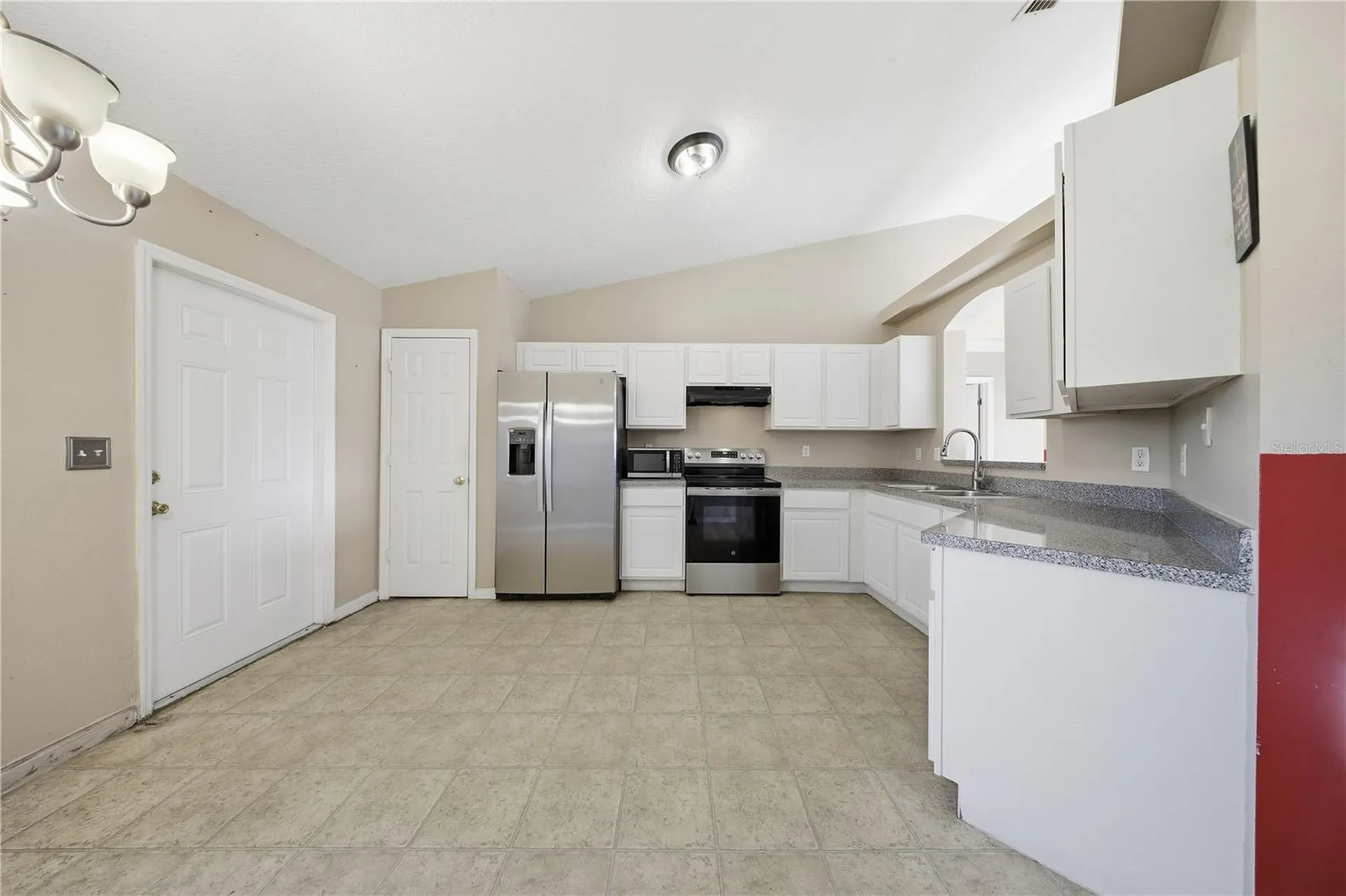 839 Hollywood Street Daytona Beach FL 32117