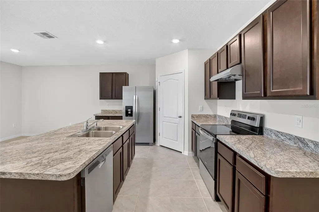 820 Sun Burst Road Winter Haven FL 33880