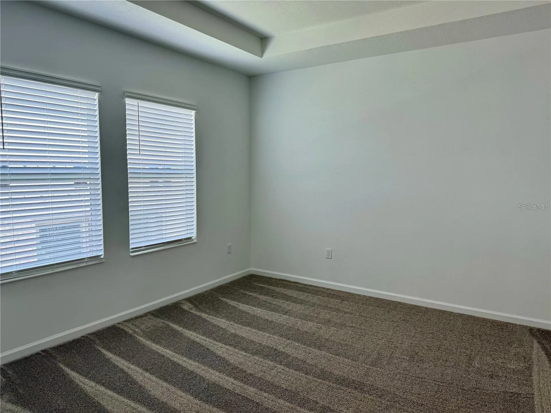 2452 Skyline Loop Kissimmee FL 34758