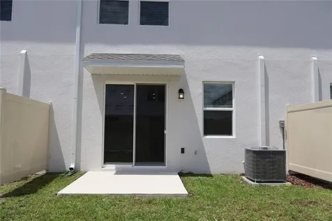2452 Skyline Loop Kissimmee FL 34758