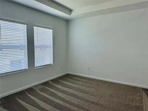 2452 Skyline Loop Kissimmee FL 34758