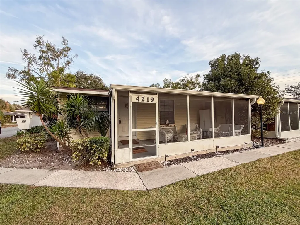 4219 E Michigan Street Orlando FL 32812