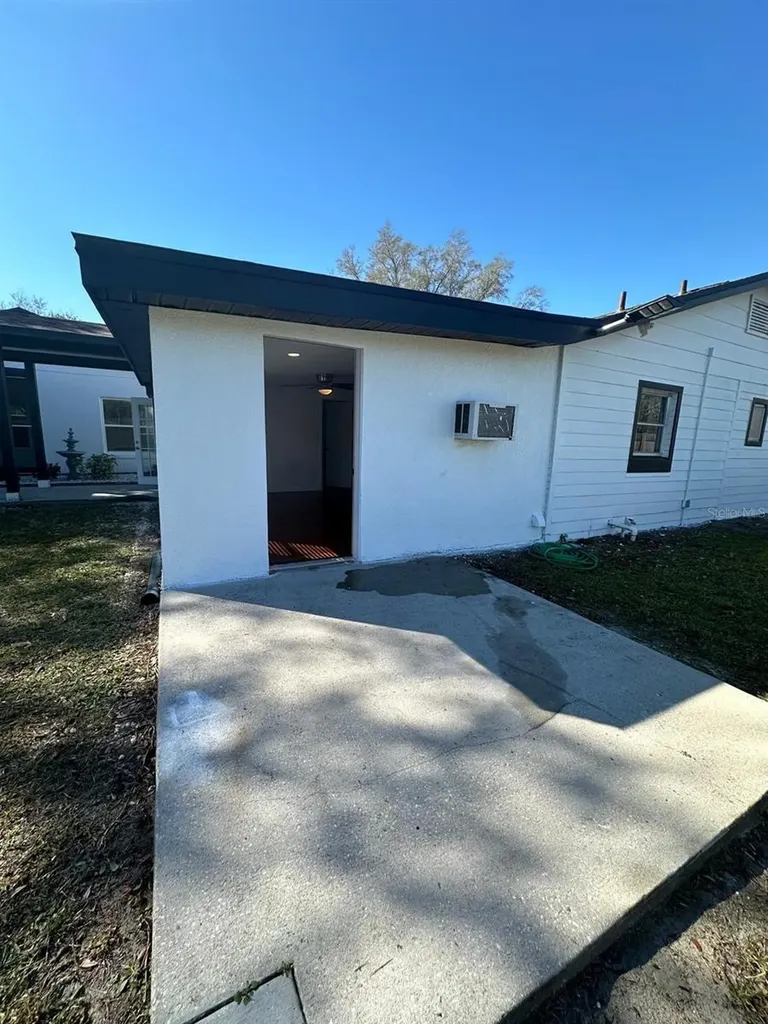2211 Sunny View Drive Oviedo FL 32765