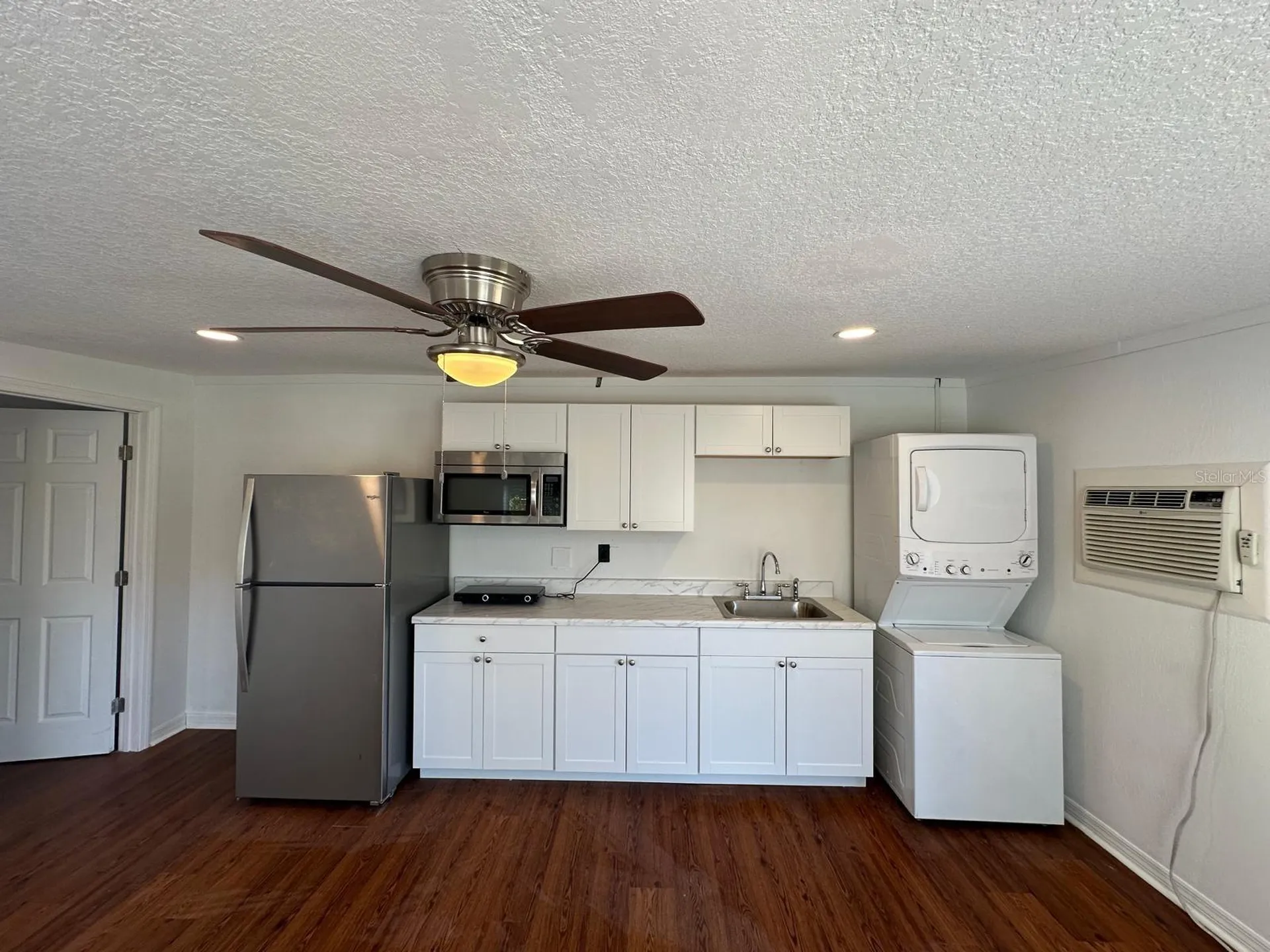 2211 Sunny View Drive Oviedo FL 32765