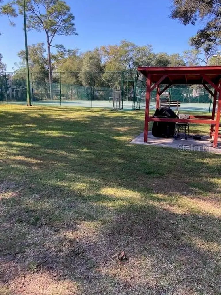 2804 N Powers Drive Orlando FL 32818
