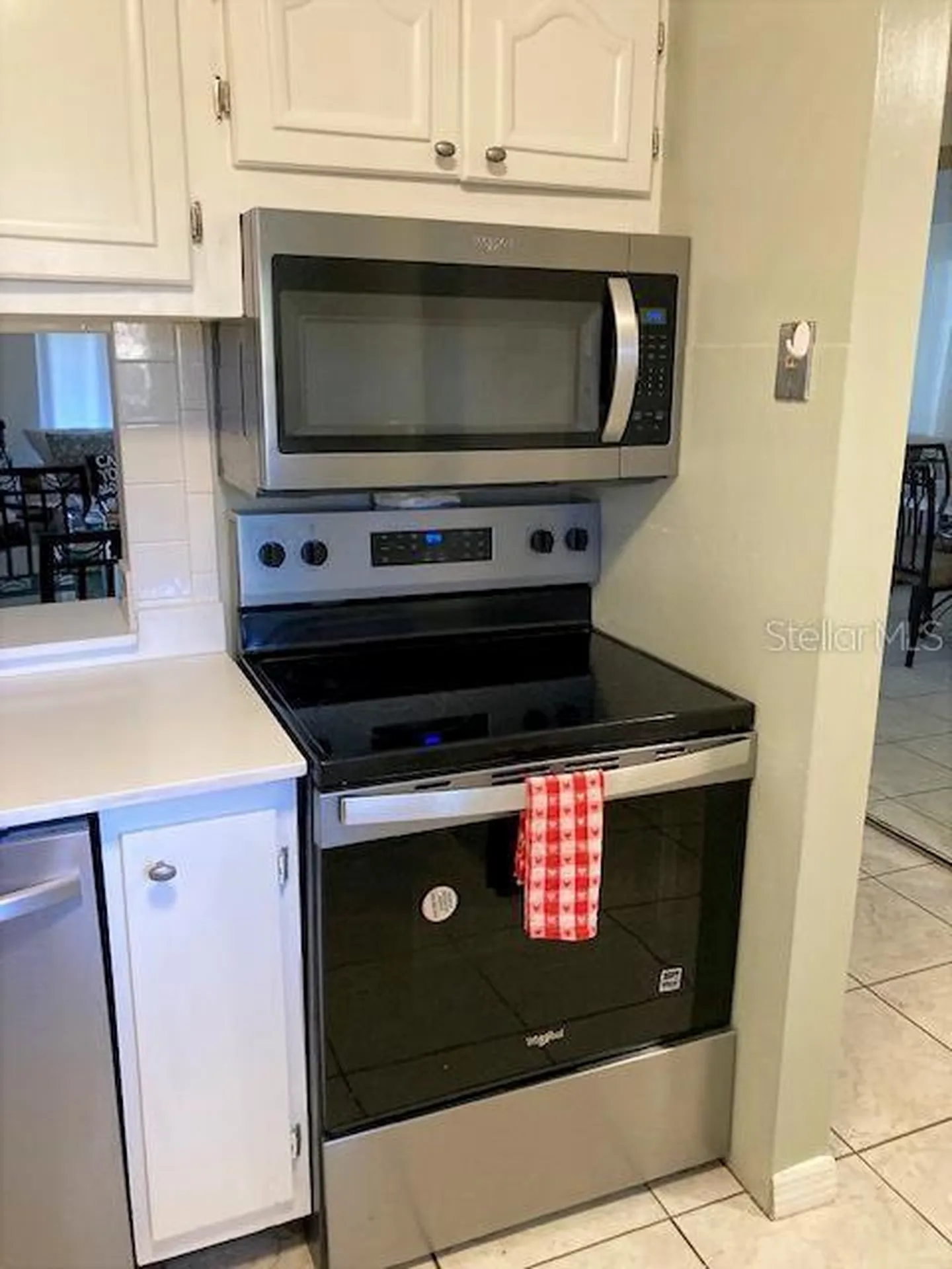 2804 N Powers Drive Orlando FL 32818