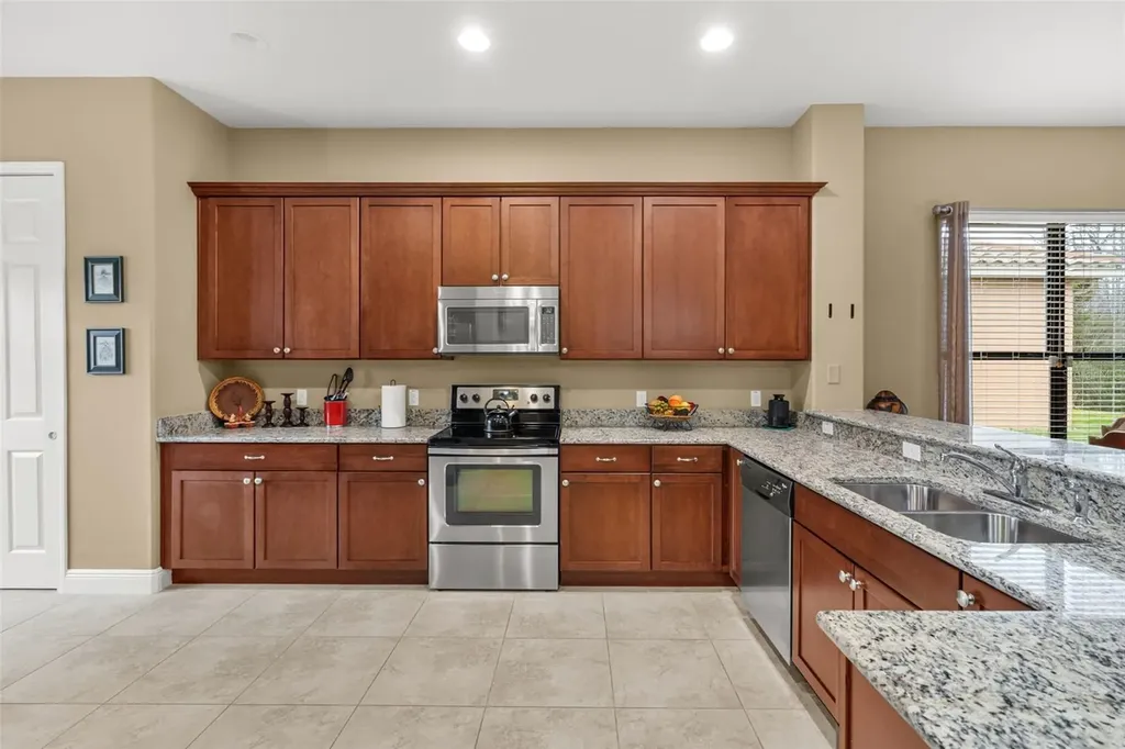 661 Carmel Lane Poinciana FL 34759