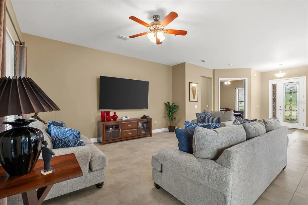 661 Carmel Lane Poinciana FL 34759