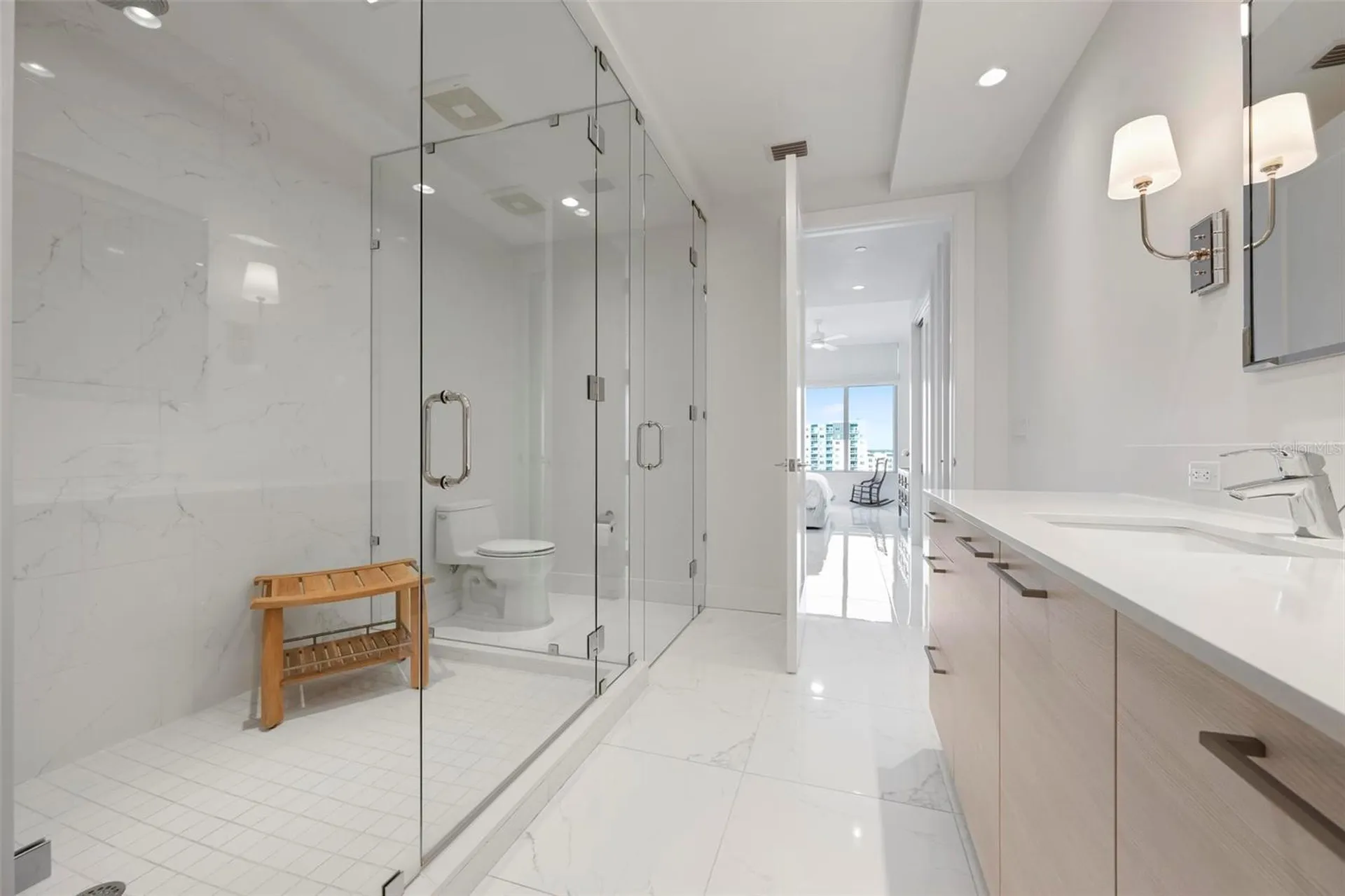 111 S Pineapple Avenue Sarasota FL 34236