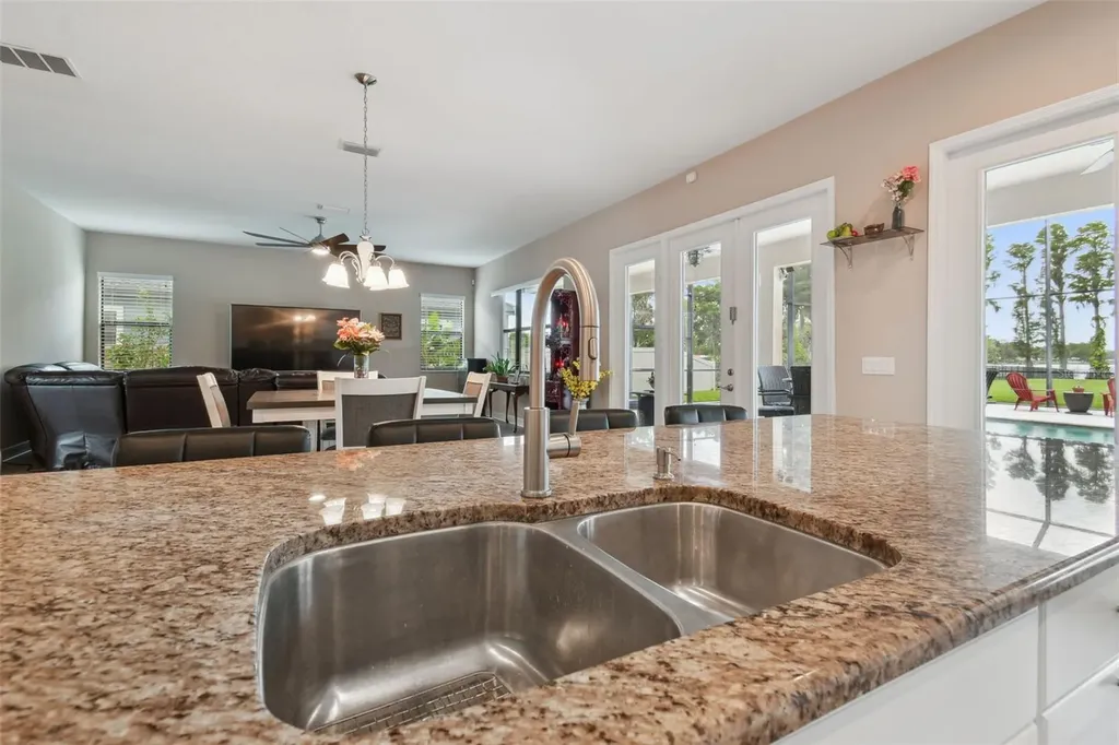 2566 Lake Manor Drive Land O Lakes FL 34639