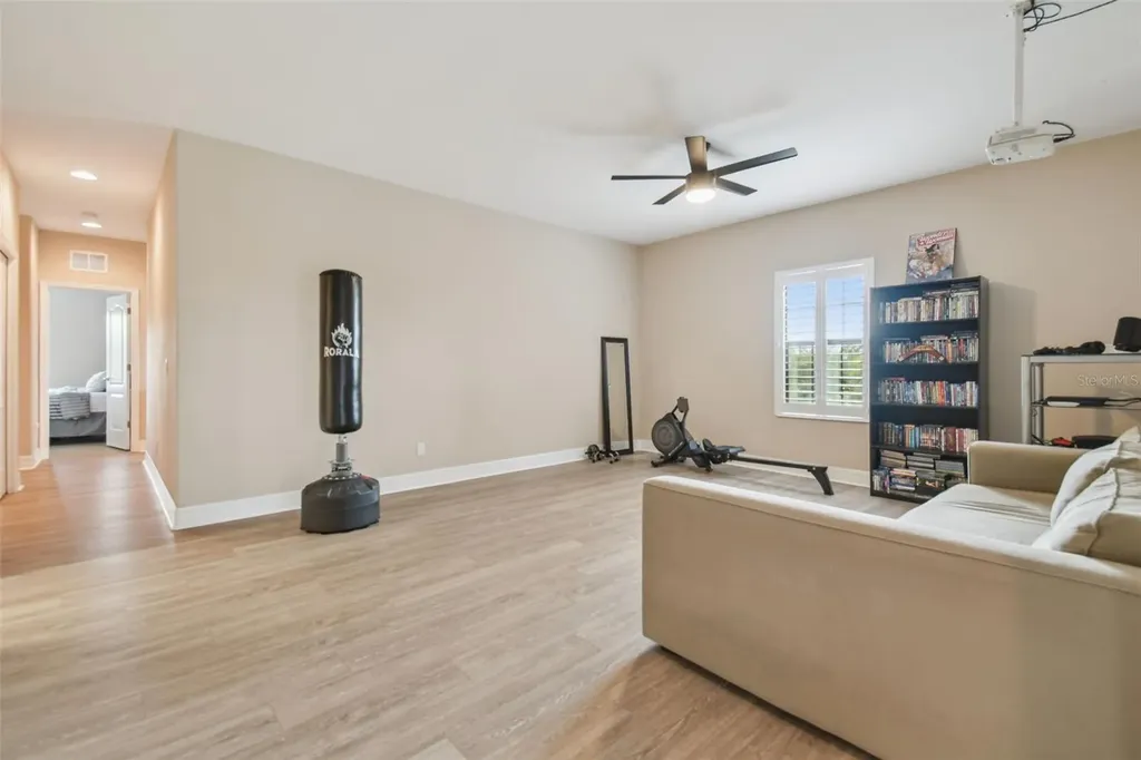 2566 Lake Manor Drive Land O Lakes FL 34639