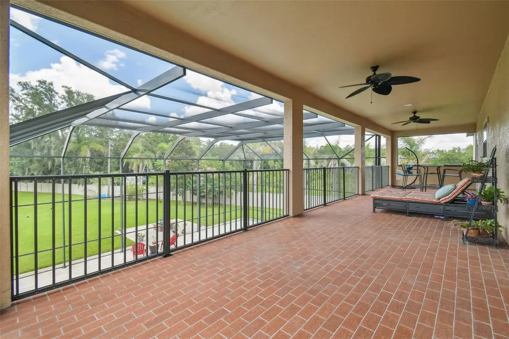 2566 Lake Manor Drive Land O Lakes FL 34639