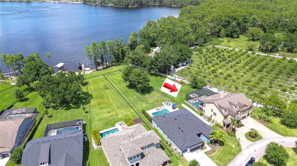 2566 Lake Manor Drive Land O Lakes FL 34639