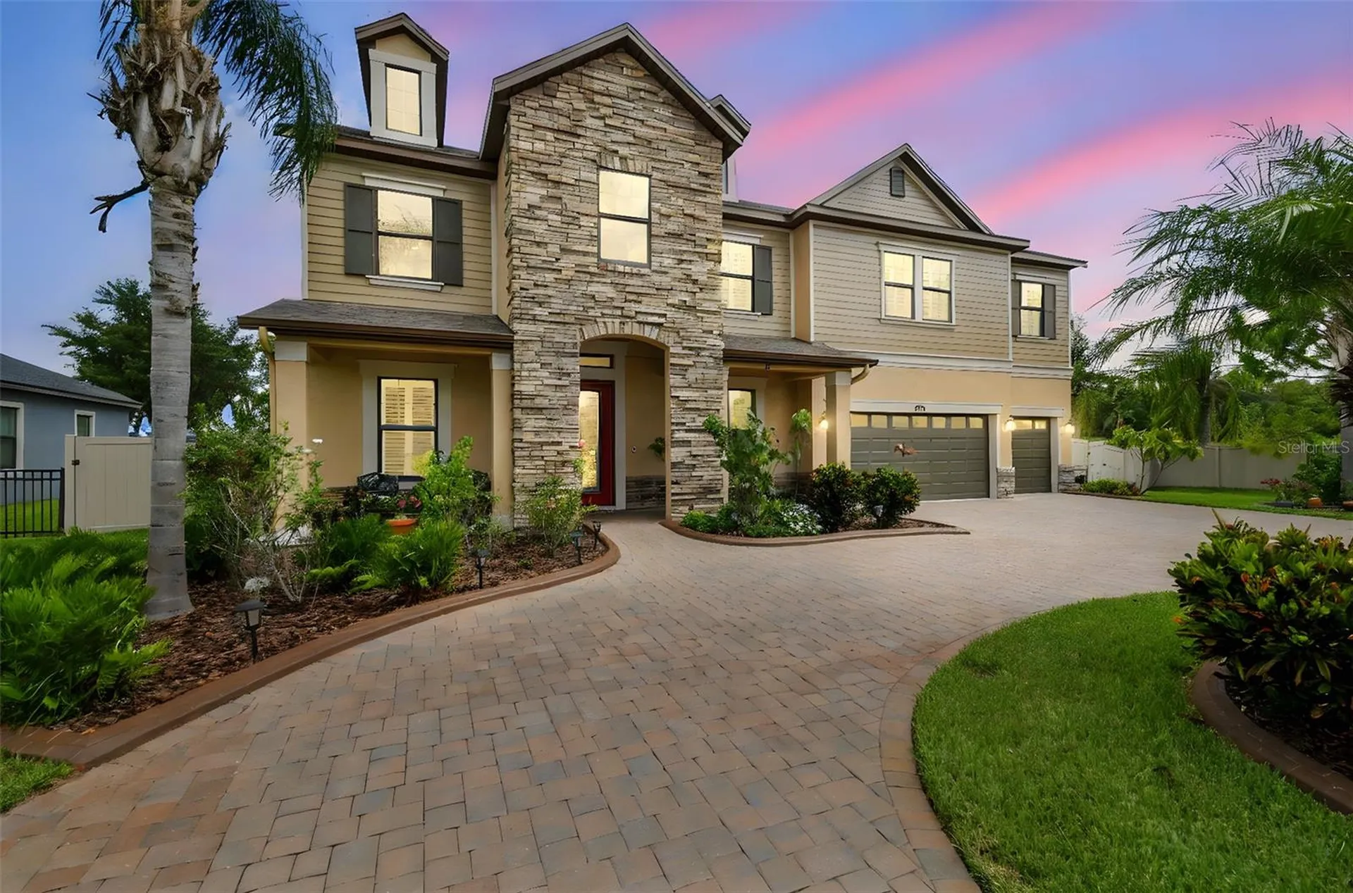 2566 Lake Manor Drive Land O Lakes FL 34639