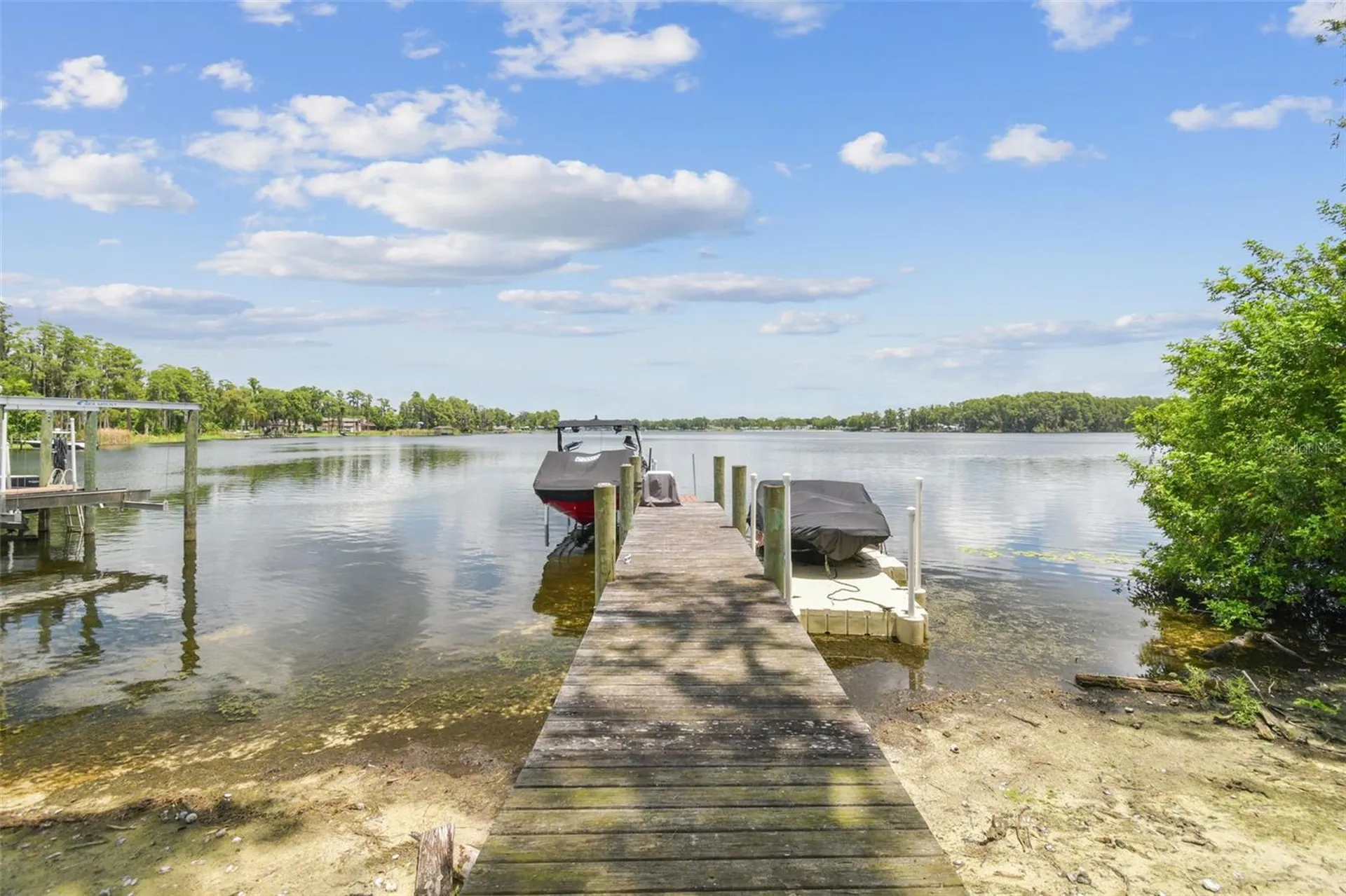 2566 Lake Manor Drive Land O Lakes FL 34639