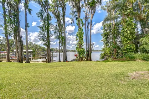 2566 Lake Manor Drive Land O Lakes FL 34639