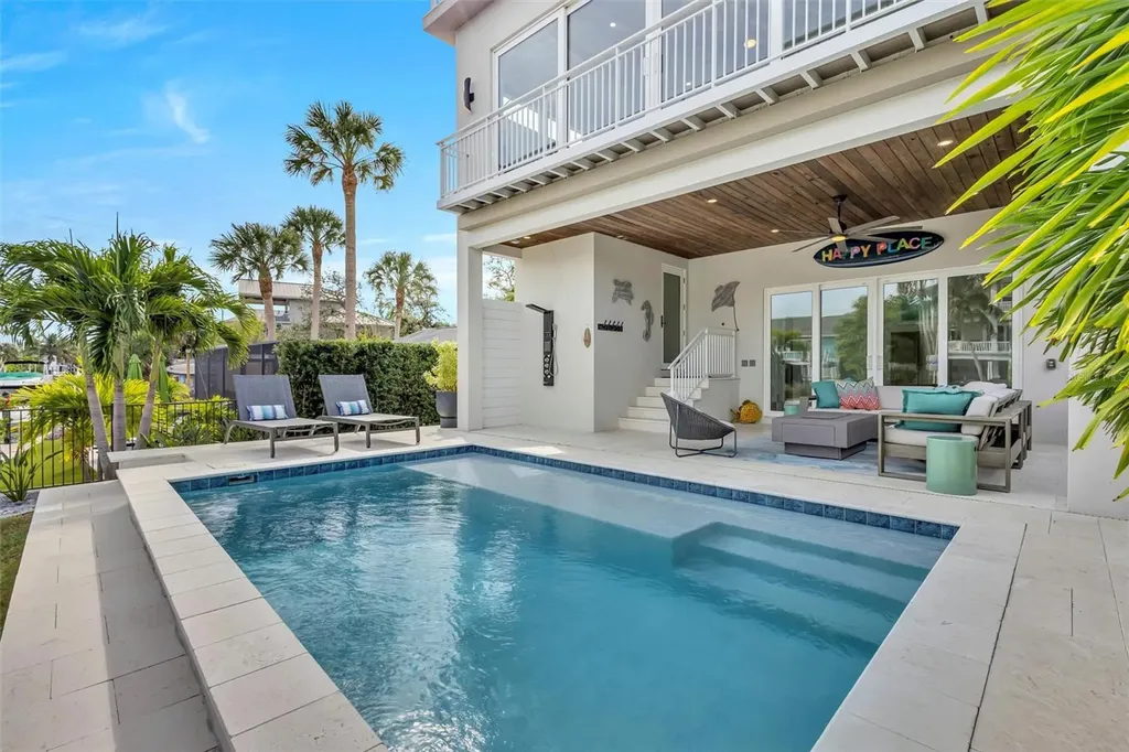 4881 Oxford Drive Siesta Key FL 34242