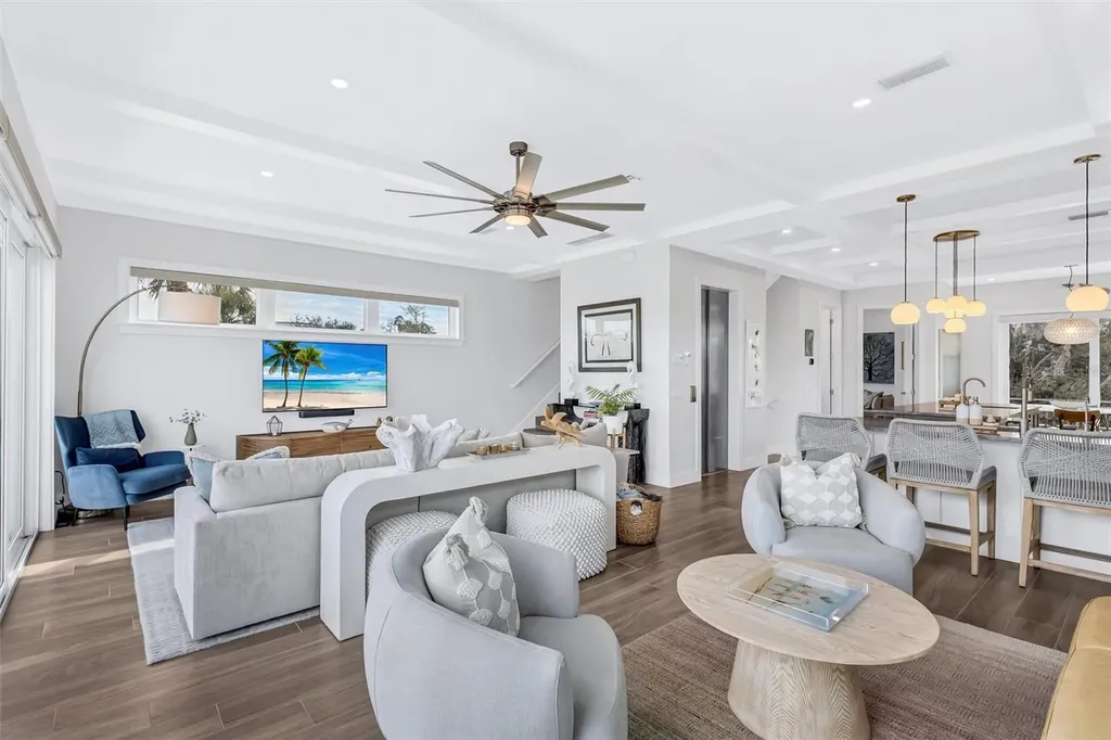 4881 Oxford Drive Siesta Key FL 34242