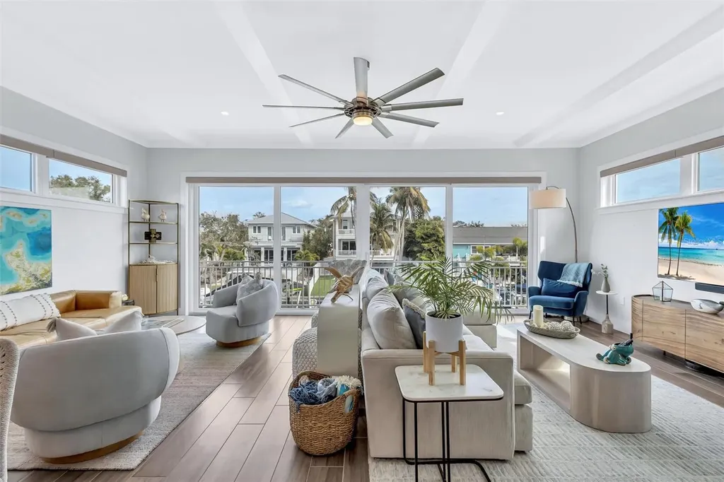4881 Oxford Drive Siesta Key FL 34242