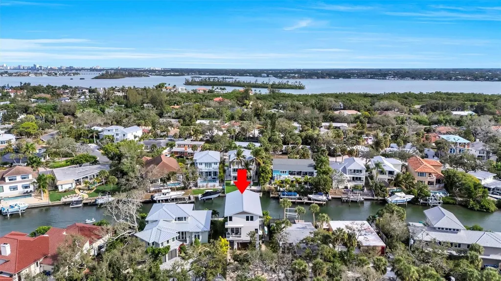4881 Oxford Drive Siesta Key FL 34242