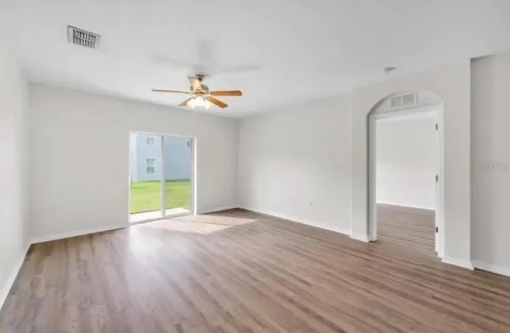 724 Lake Cummings Boulevard Lake Alfred FL 33850