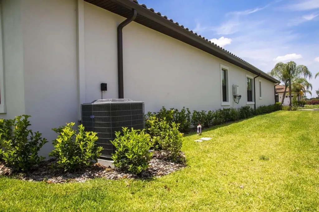 1709 8th Street E Palmetto FL 34221
