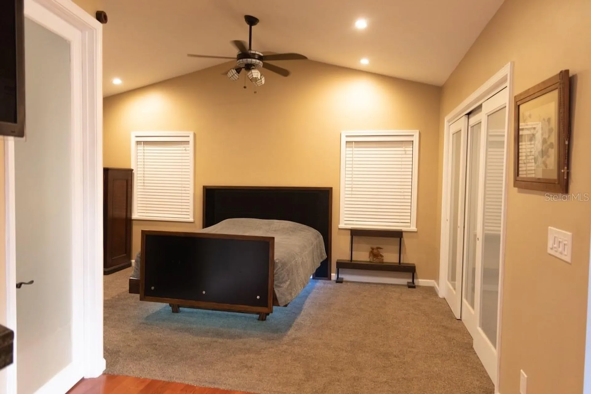 544 Farnum Drive Tarpon Springs FL 34689