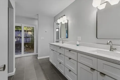 1707 NW 51st Terrace Gainesville FL 32605