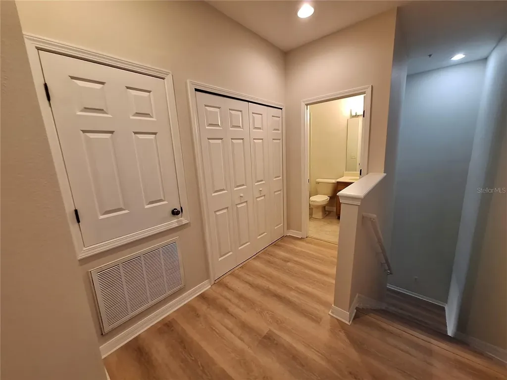 3709 Parkridge Circle Sarasota FL 34243