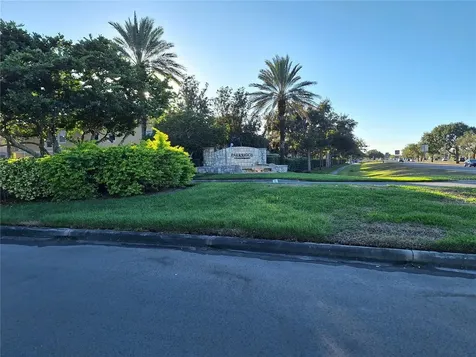3709 Parkridge Circle Sarasota FL 34243