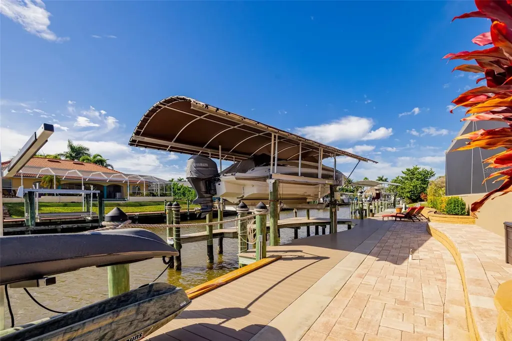 1504 Mohawk Parkway Cape Coral FL 33914