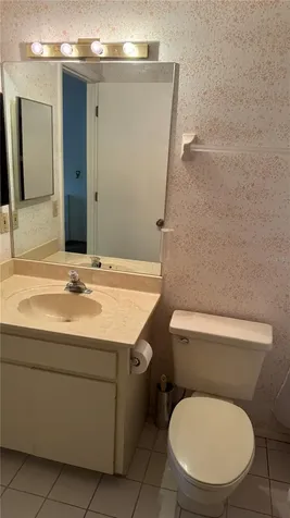 4640 Weybridge Sarasota FL 34235