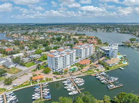 1325 Snell Isle Boulevard NE St Petersburg FL 33704