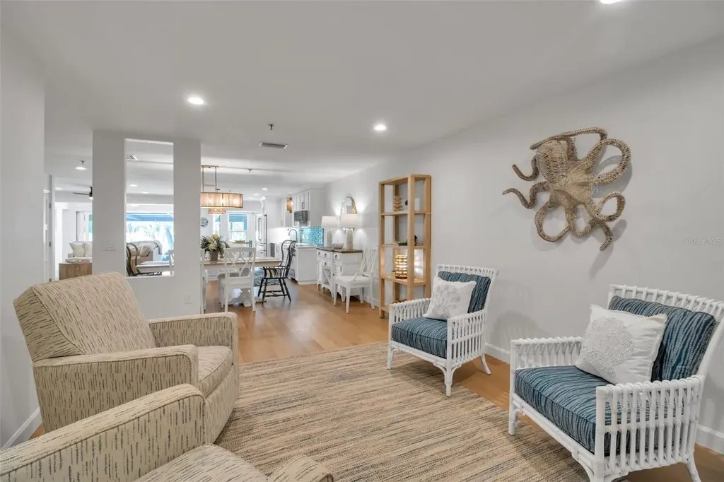 2123 Harbourside Drive Longboat Key FL 34228