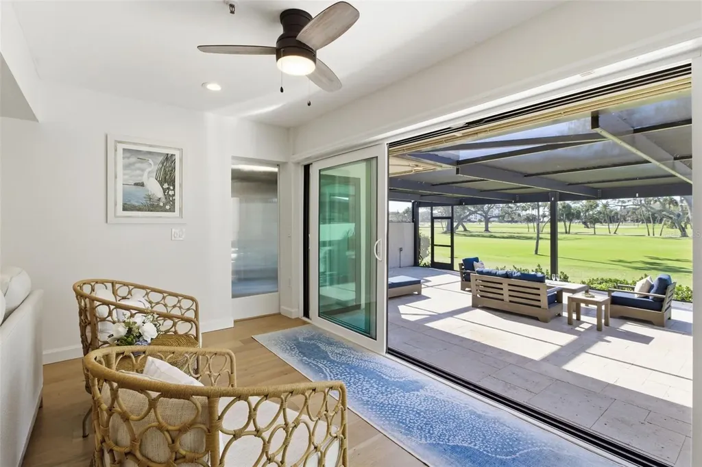2123 Harbourside Drive Longboat Key FL 34228