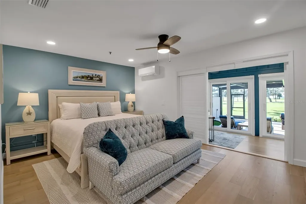 2123 Harbourside Drive Longboat Key FL 34228
