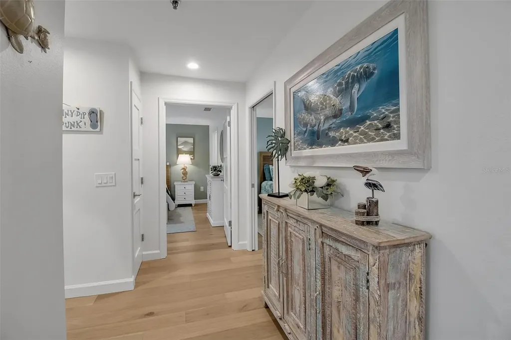 2123 Harbourside Drive Longboat Key FL 34228